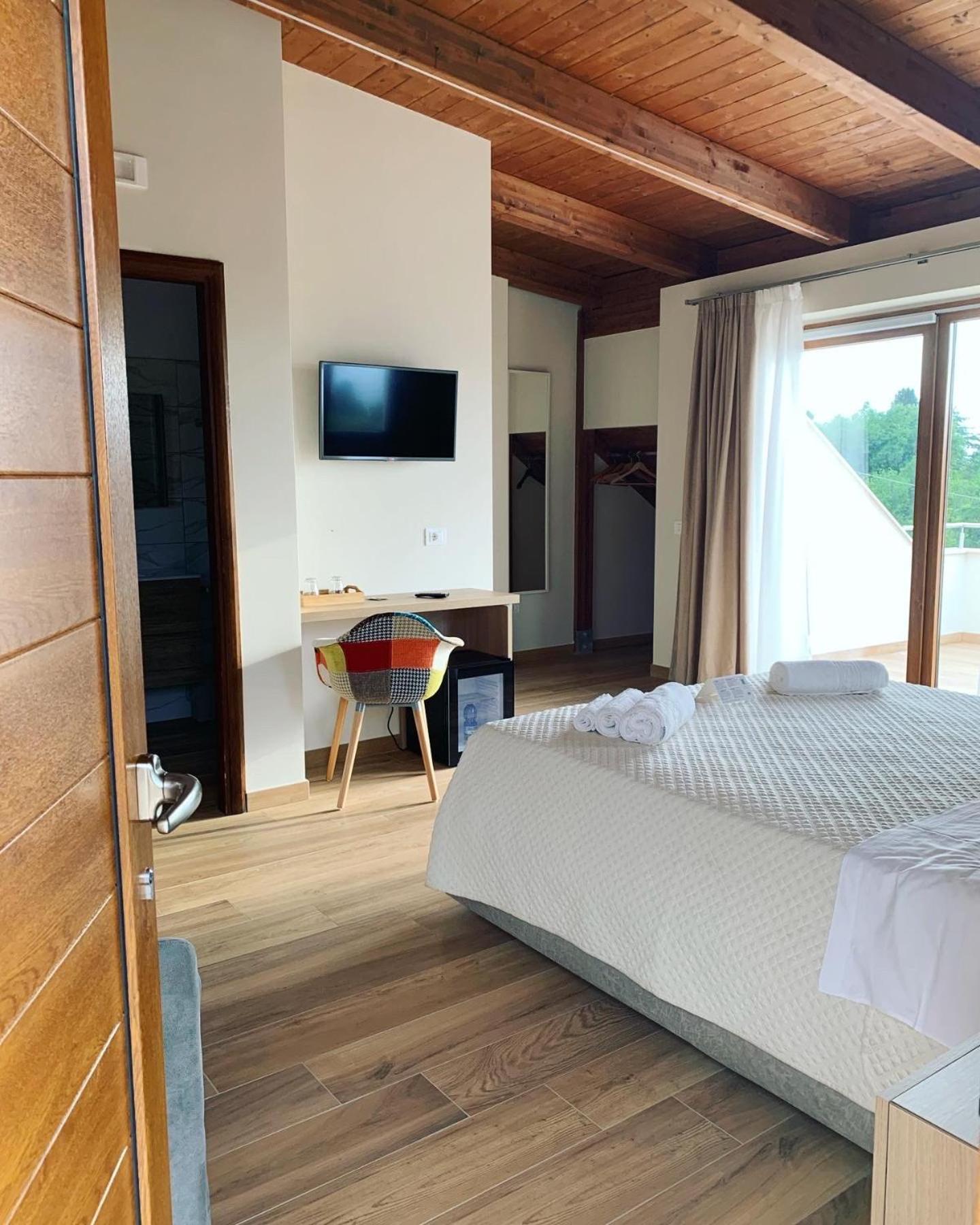 Villa Zufro 비보발렌티아 외부 사진